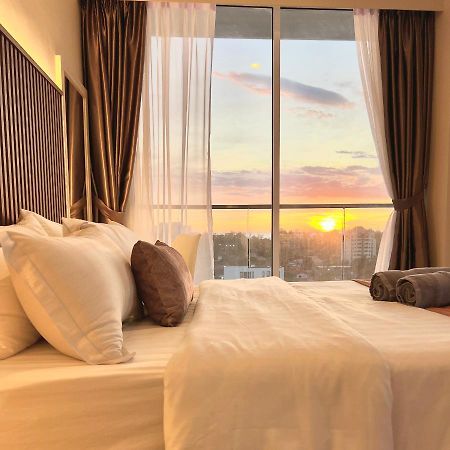 Arusuites Tanjung Aru Kota Kinabalu - Laxzone Suite Ngoại thất bức ảnh